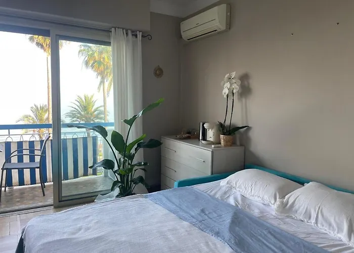 Promenade Des Your Seafront Flat *